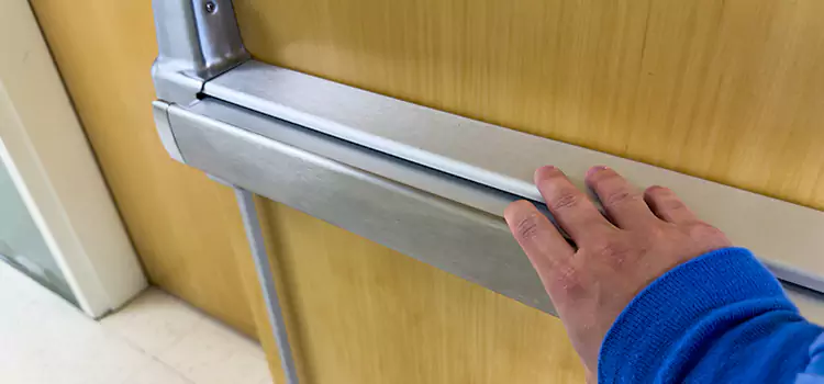 Installing a Push Bar on a Door Bourbonnais