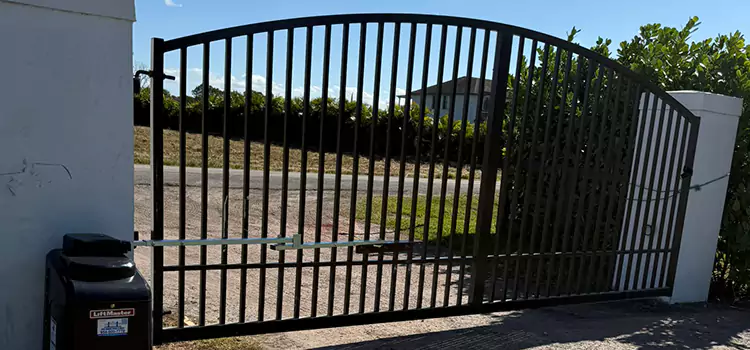Driveway Fence Repair Bourbonnais