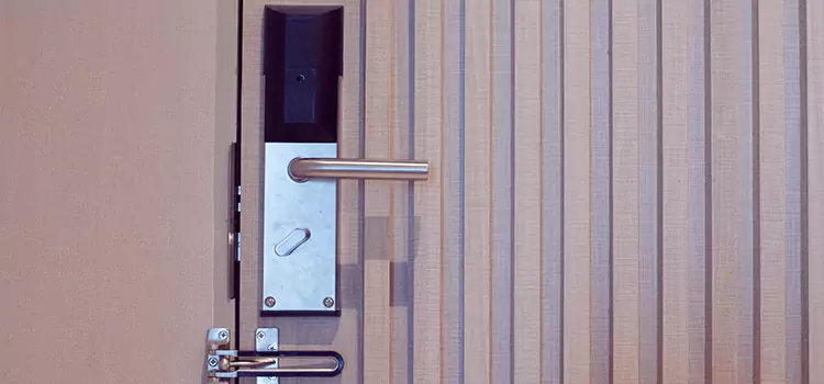 Installing a Maglock Bourbonnais